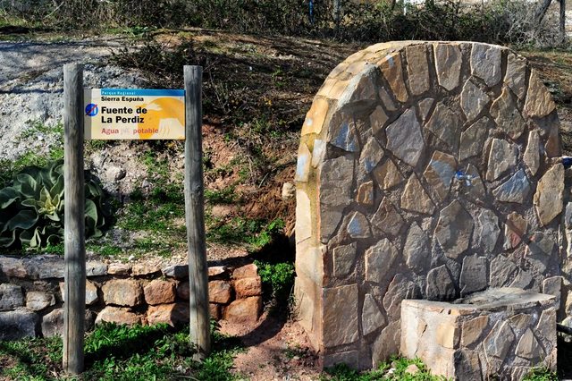 Family walks in the Sierra Espuña, the Route of the Dinosaur